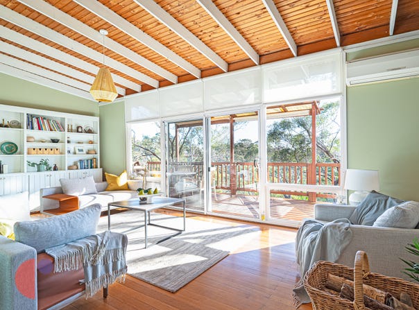 35 Mountain Road, Eden Hills, SA 5050