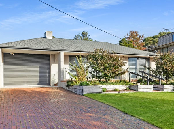 12 Ilari Court, Mount Martha, Vic 3934