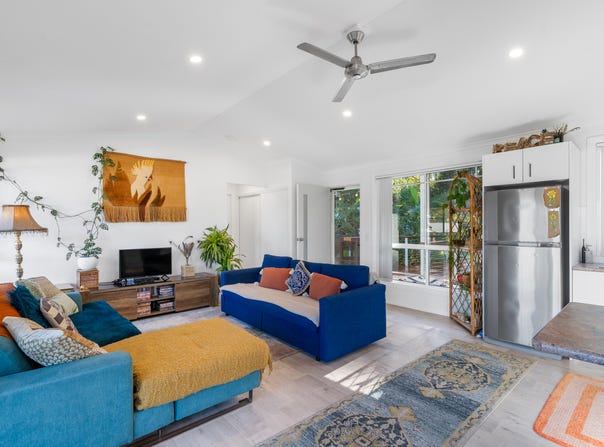 3 Torquay Drive, Lake Tabourie, NSW 2539