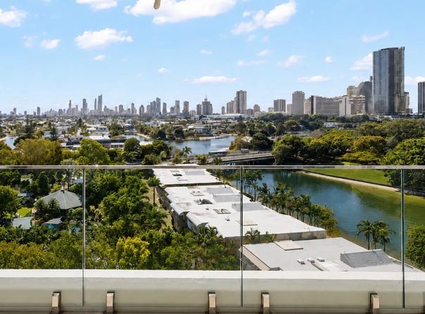 35/54 Hooker Boulevard, Mermaid Waters, Qld 4218