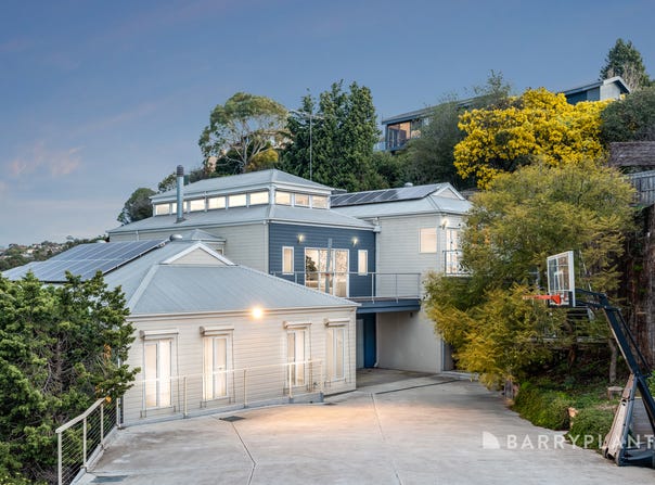 8 Watersedge Terrace, Highton, Vic 3216