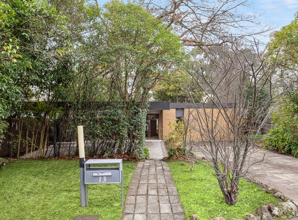 13 The Boulevard, Balwyn North, Vic 3104