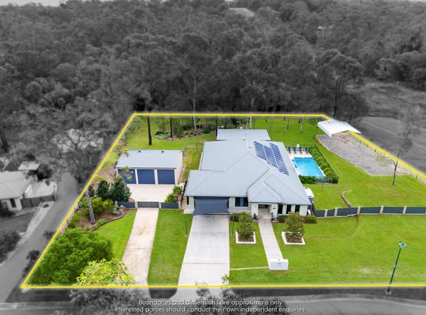 10 Merlot Place, Pine Mountain, Qld 4306