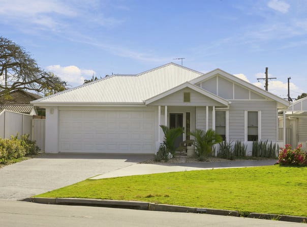 27 Kurrowah Crescent, Margate, Qld 4019