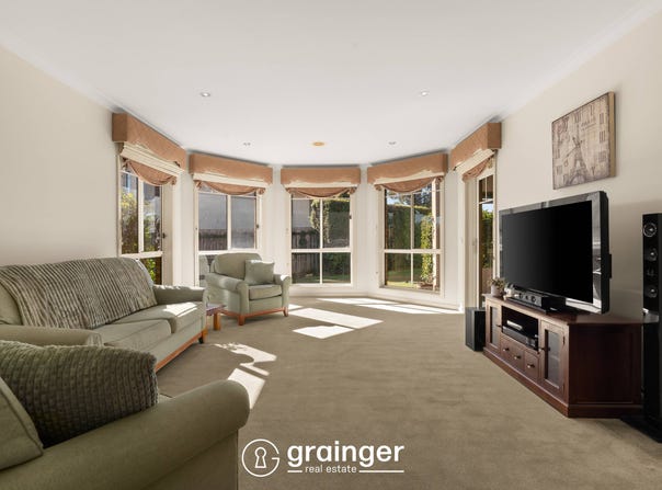 22 Evergreen Court, Cranbourne North, Vic 3977