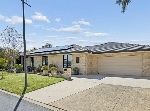 23 Viewmount Place, Sandhurst, Vic 3977