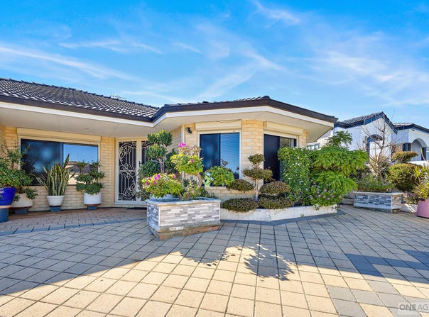 327 Kingsway, Landsdale, WA 6065