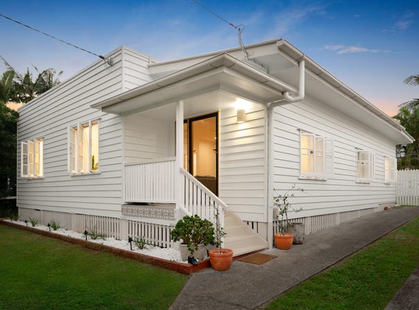 10 Baldwin Street, Redcliffe, Qld 4020