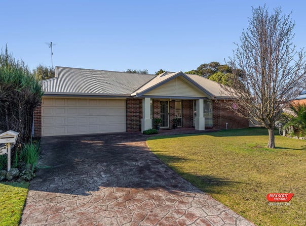5 Manna Gum Close, Inverloch, Vic 3996
