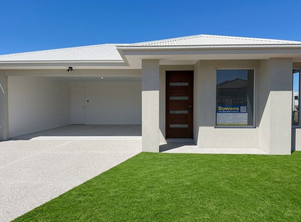 37 Parklea Way, Thornhill Park, Vic 3335