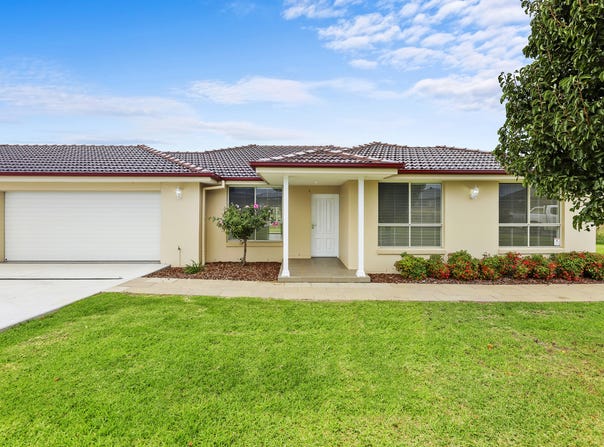 18 Evesham Circuit, Tamworth, NSW 2340
