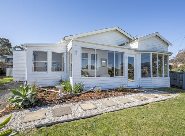 430 Howden Road, Howden, Tas 7054