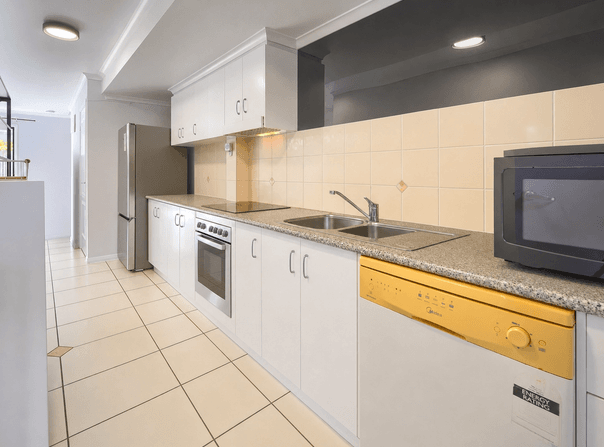 7/56-58 Main Street, Pialba, Qld 4655