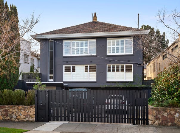2/6 Lalbert Crescent, Prahran, Vic 3181