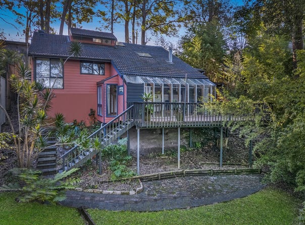 131 Hillside Road, Avoca Beach, NSW 2251