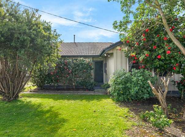 4 Mccormack Crescent, Seymour, Vic 3660