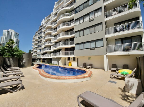 102/40 Surf Parade, Broadbeach, Qld 4218
