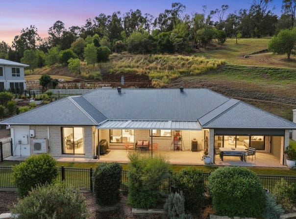 26 Mahogany Drive, Plainland, Qld 4341
