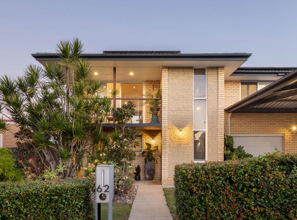 62 Flockton Street, Stafford Heights, Qld 4053