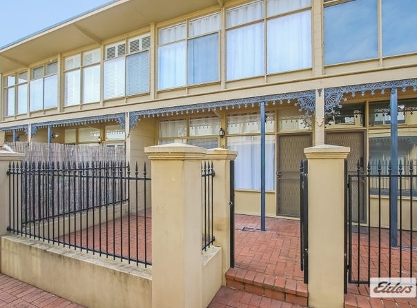 2/750 Macauley Street, Albury, NSW 2640