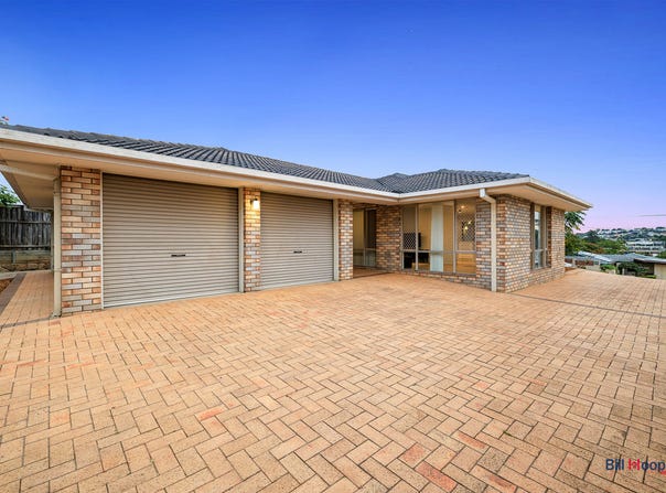 15 Pareena Crescent, Mansfield, Qld 4122