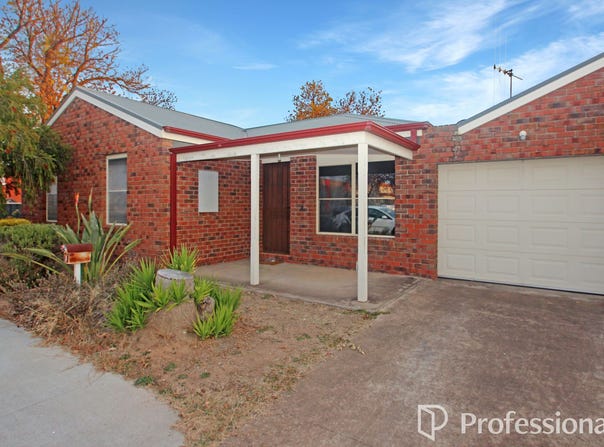 1/1 Cross Street, Maryborough, Vic 3465