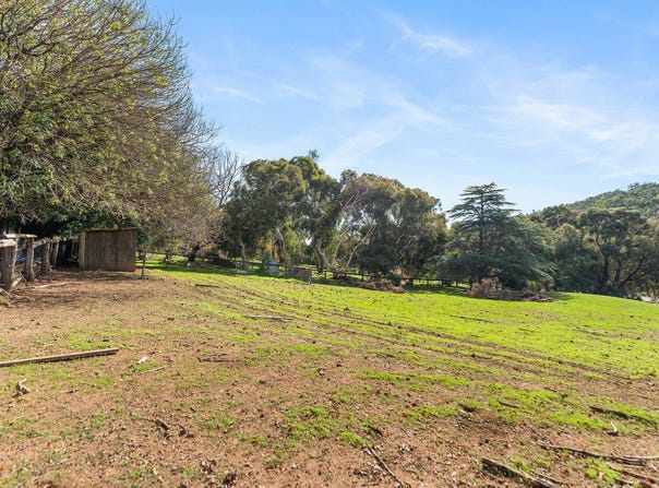 231 Albany Highway, Bedfordale, WA 6112