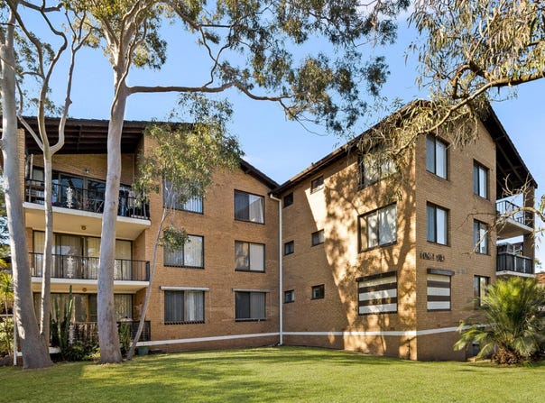 35/33 Sir Joseph Banks Street, Bankstown, NSW 2200