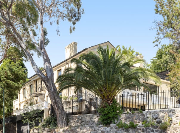 12 Raheen Drive, Kew, Vic 3101