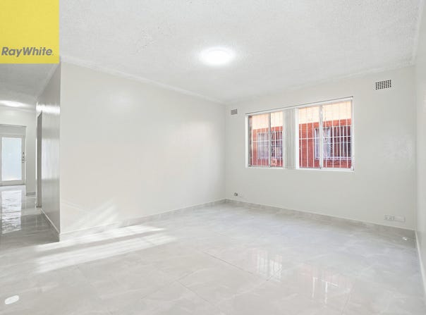 2/22 Hampden Rd, Lakemba, NSW 2195