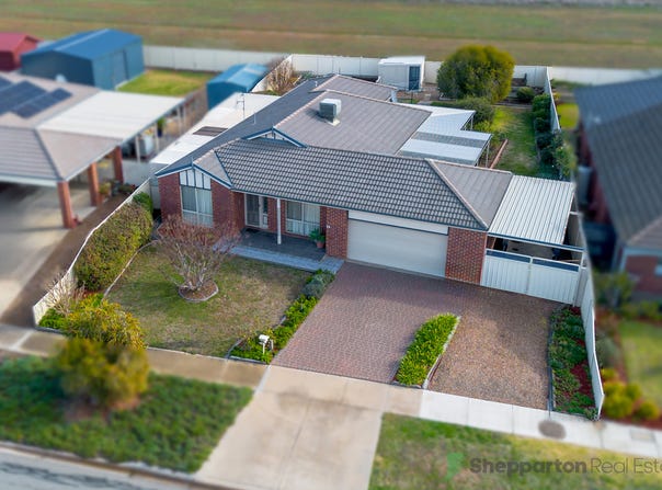 34 Pell Crescent, Mooroopna, Vic 3629