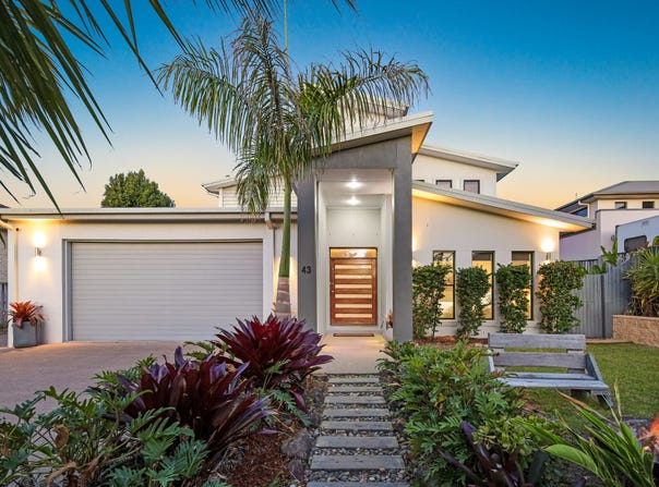 43 Harmsworth Road, Pacific Pines, Qld 4211