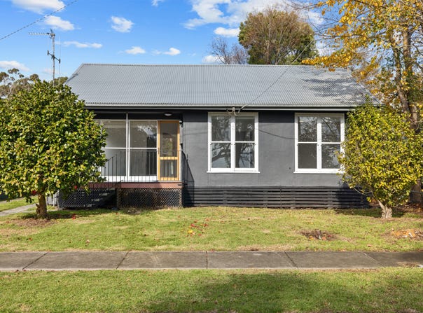 25 Whitelaw Street, Meeniyan, Vic 3956