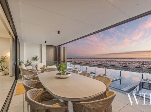 56 Maraboo Loop, North Coogee, WA 6163
