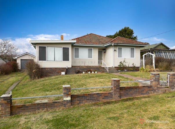 38 Queen Street, Uralla, NSW 2358