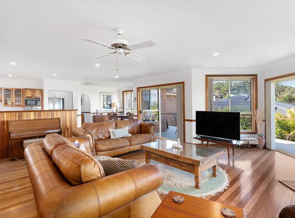 10 Canomie Street, Sapphire Beach, NSW 2450