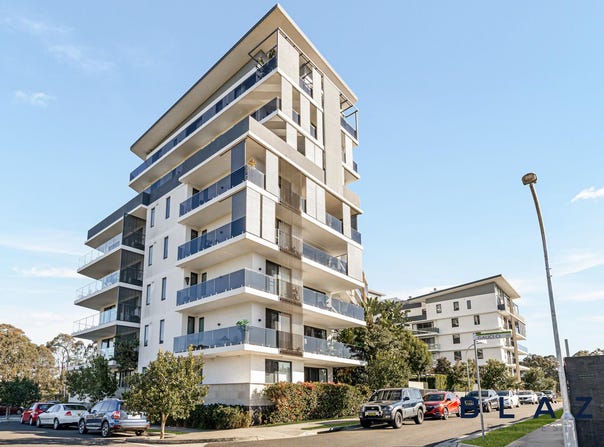 104b/2 Calabria Lane, Prairiewood, NSW 2176