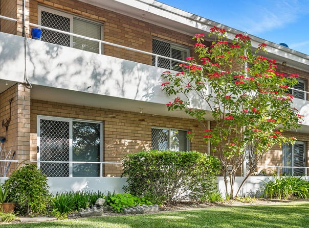 2/143 Edinboro Street, Joondanna, WA 6060