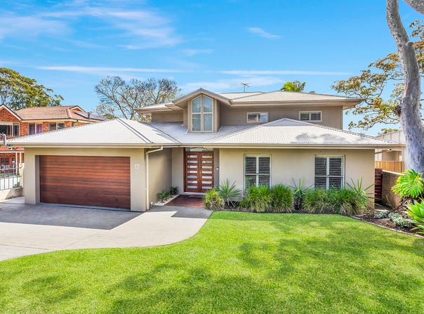 17 Wollun Street, Como, NSW 2226