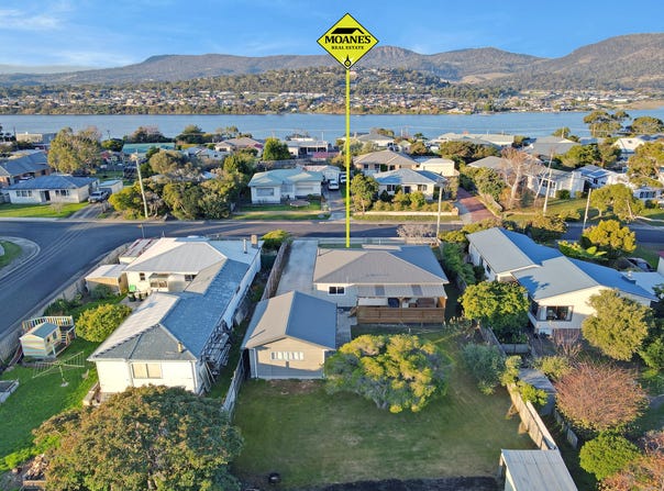 16 Amaroo Road, Austins Ferry, Tas 7011