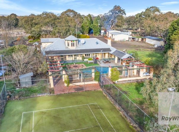 1725 Donnybrook Road, Woodstock, Vic 3751