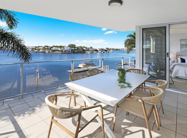 21/51 Grand Parade, Kawana Island, Qld 4575