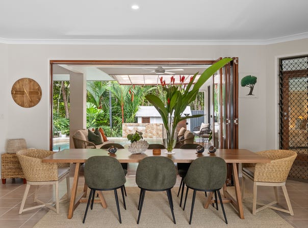 24 Kurt Close, Palm Cove, Qld 4879