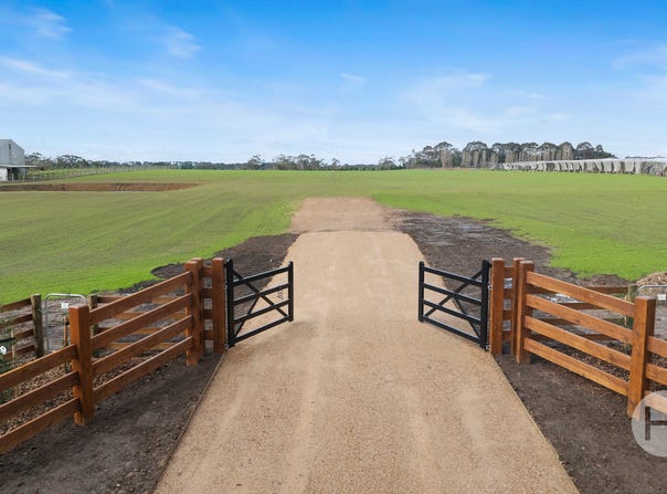 1174 Stumpy Gully Road, Moorooduc, Vic 3933