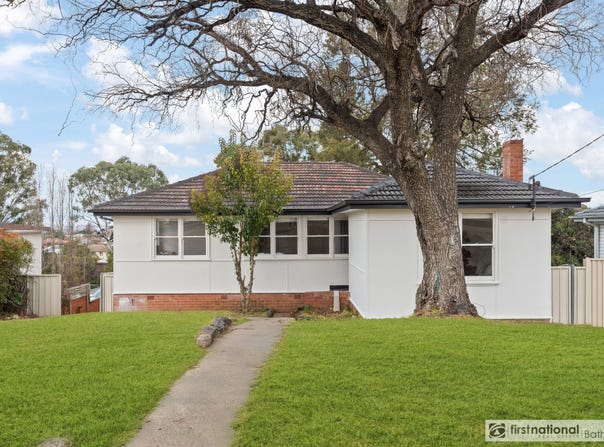 6 Owen Way, West Bathurst, NSW 2795