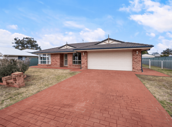 4 Stanley Street, Pittsworth, Qld 4356