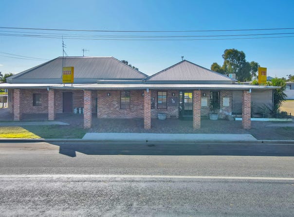 Nevertire Hotel, 16-18 Trangie St, Nevertire, NSW 2826