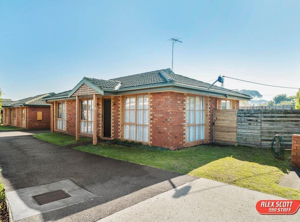 1/13 Ocean Grove, San Remo, Vic 3925