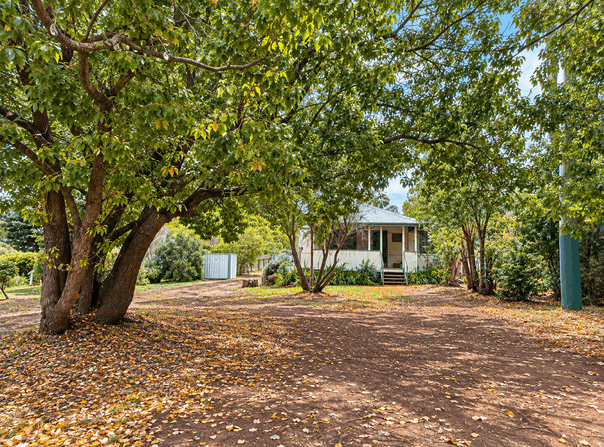 8 Padbury Road, Bridgetown, WA 6255
