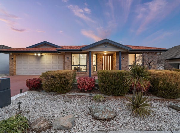 18 Oxenham Circuit, Gordon, ACT 2906